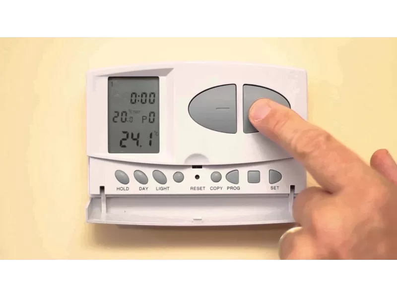 Conectarea termostatului de camera