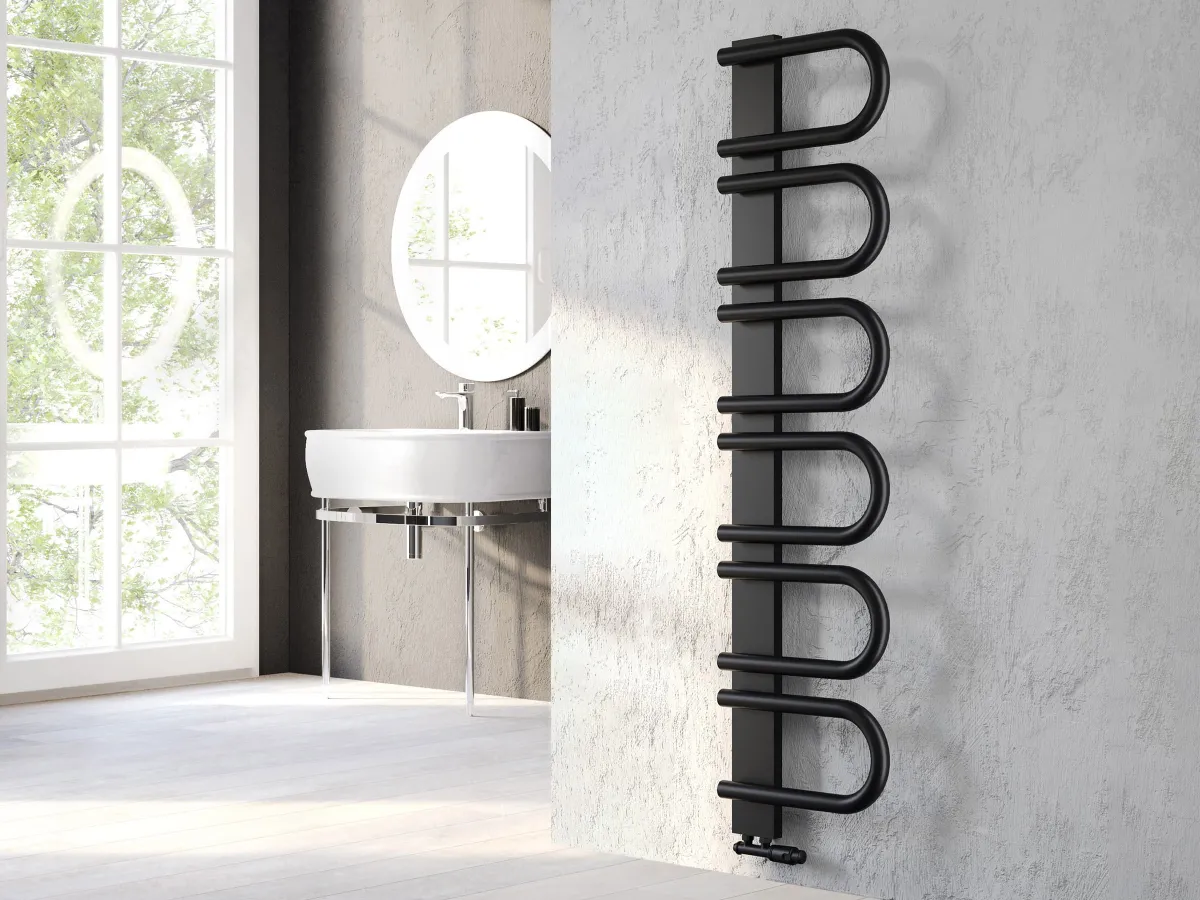 Uscător de prosoape de design LOJIMAX colecția PANA 1445x520 mm, Negru
