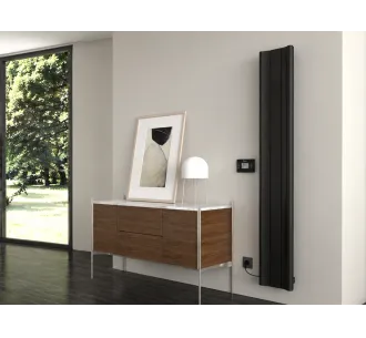Radiator electric de design CARISA, colecția BOREAS B, 1800x276 mm, NEGRU