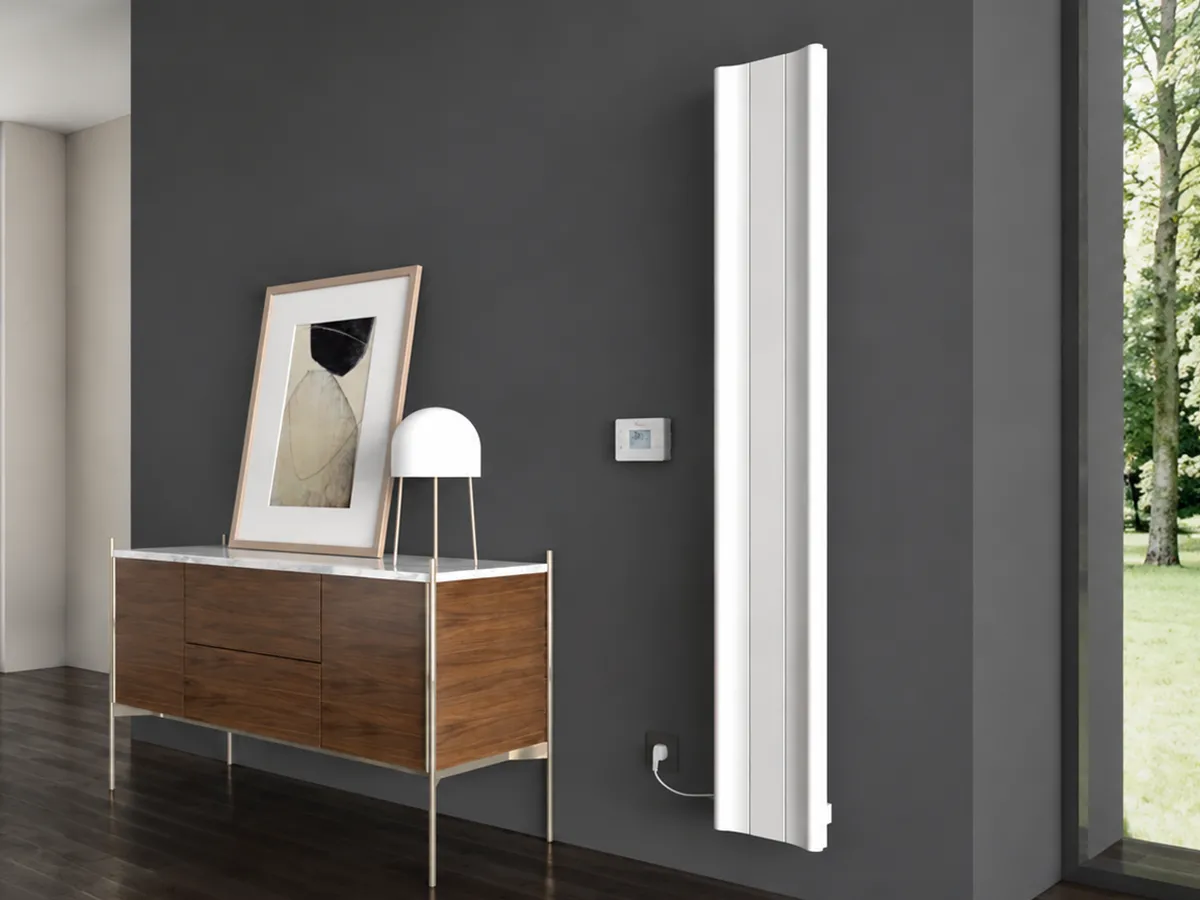 Radiator electric de design CARISA, colecția BOREAS B, 1800x276 mm, ALB