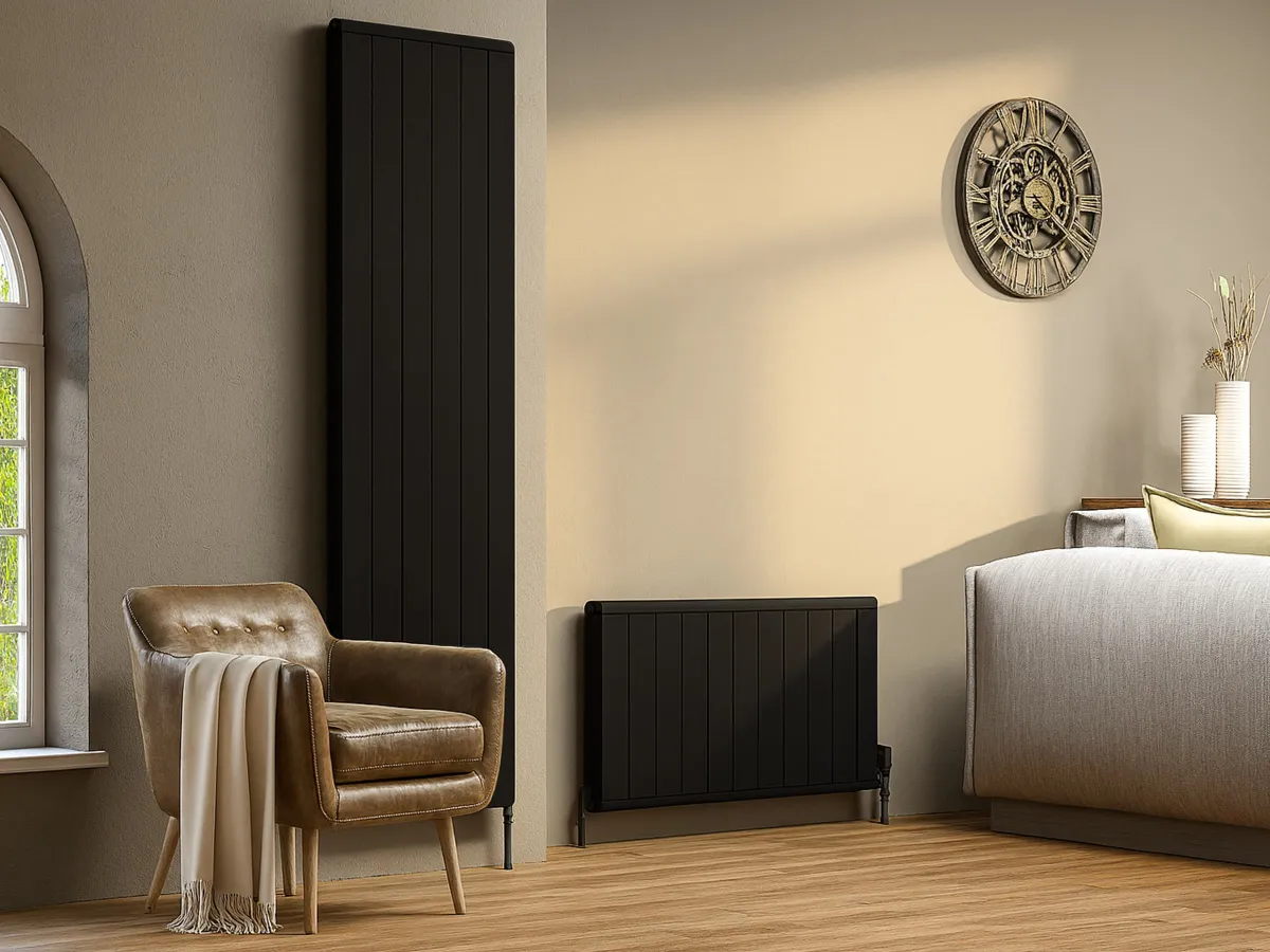 Дизайнерский радиатор LOJIMAX коллекция LOVA LINE 1400x400 мм, Черный
