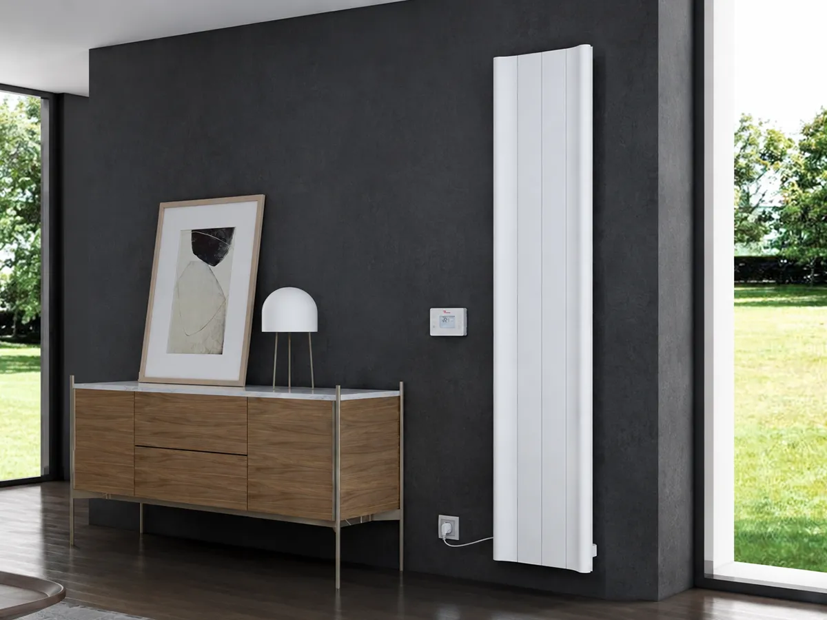 Radiator electric de design CARISA, colecția BOREAS B, 1800x369 mm, ALB