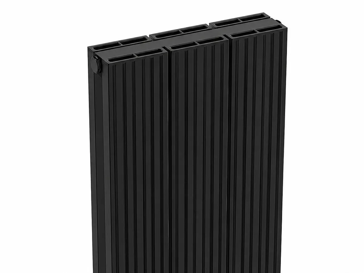 Calorifer decorativ CARISA, colecția MONZA DOUBLE, 1800x375 mm, NEGRU
