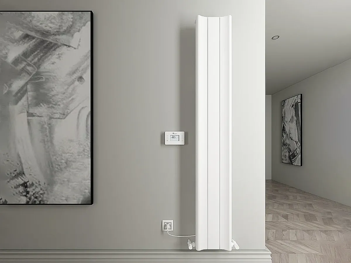 Radiator electric de design CARISA, colecția BOREAS B, 1800x276 mm, ALB