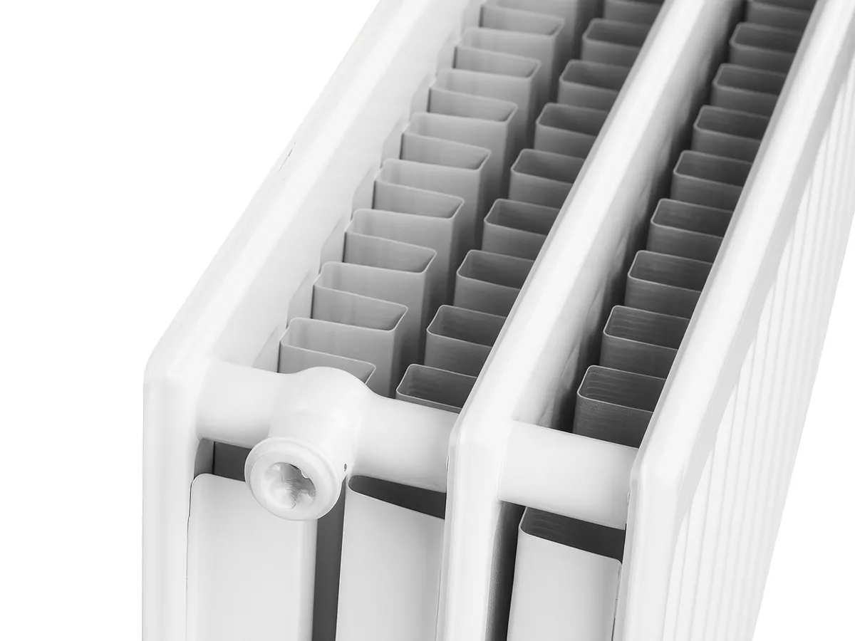 Стальной панельный радиатор CORAD TIP 33 300x700