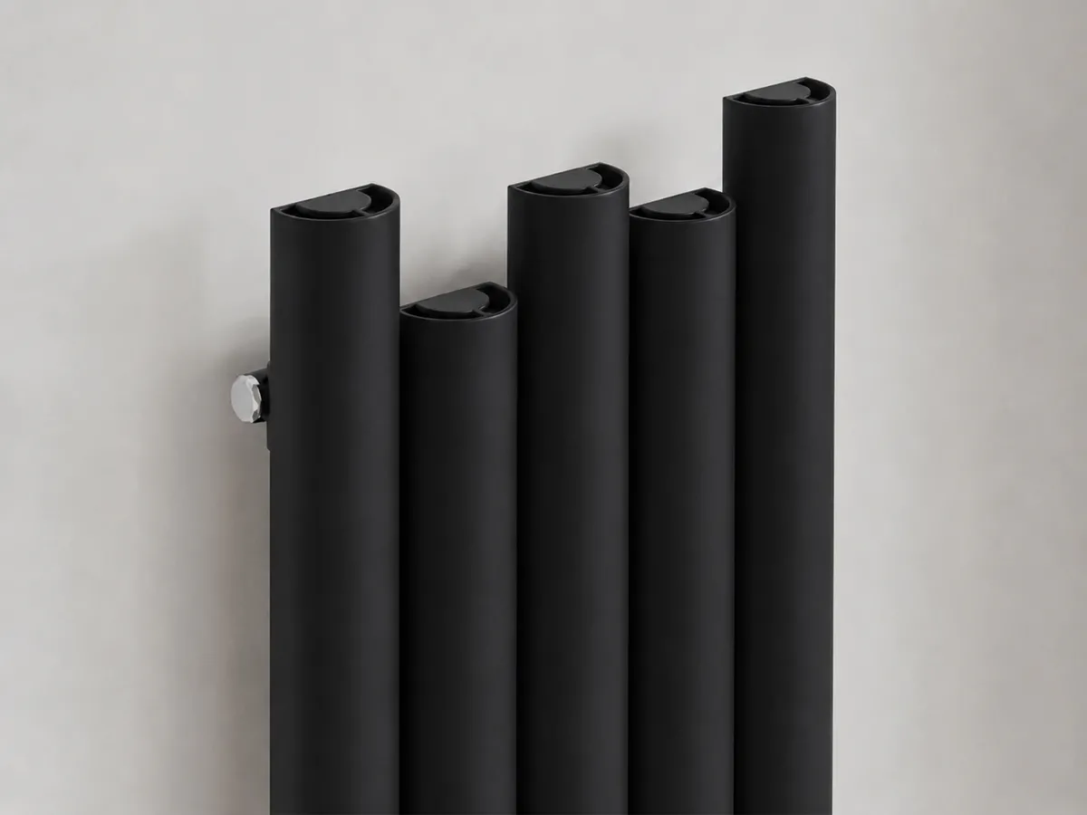 Calorifer decorativ CARISA, colecția MOTION, 1800x310 mm, NEGRU