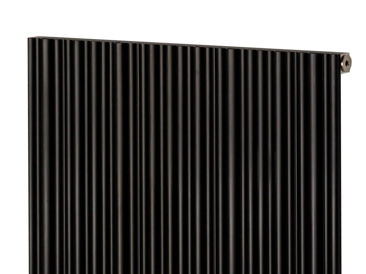 Дизайнерский радиатор LOJIMAX, коллекция BAMBOO Высота 300 мм. Ширина 239 мм. BLACK MATT ANODISING
